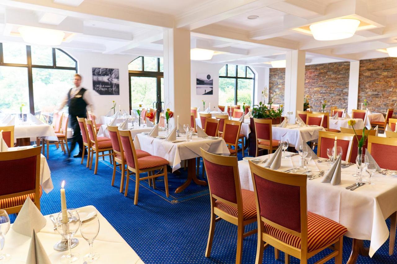 Goebel'S Seehotel Diemelsee ภายนอก รูปภาพ