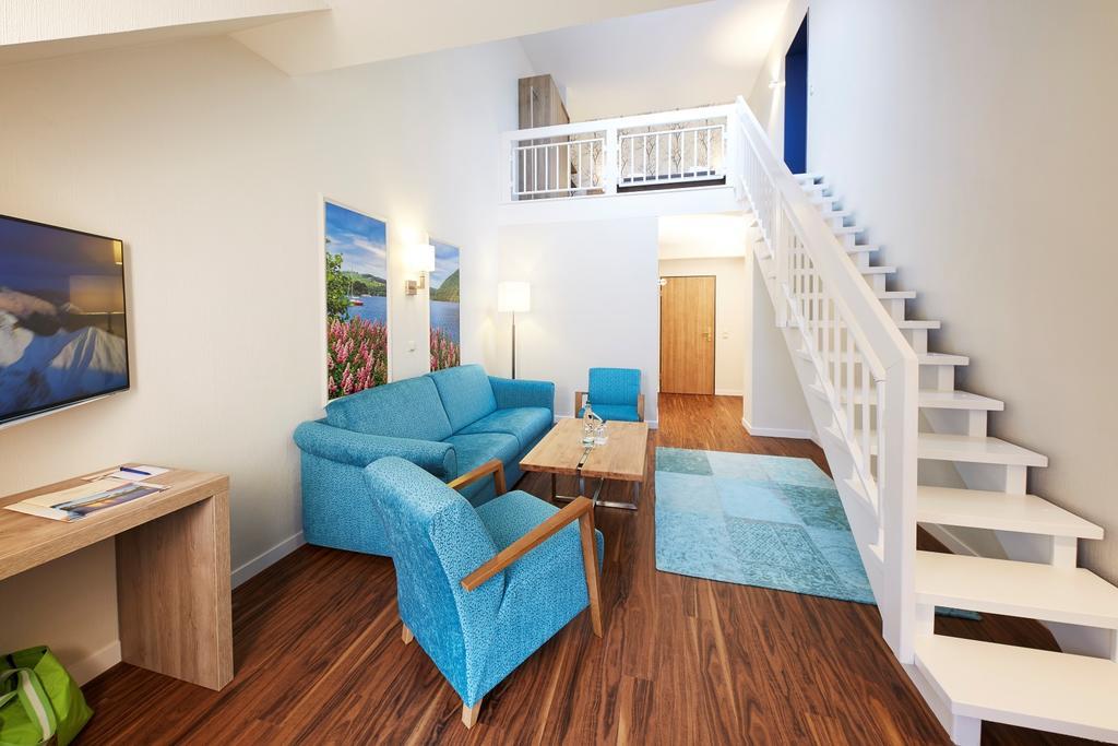 Goebel'S Seehotel Diemelsee ภายนอก รูปภาพ